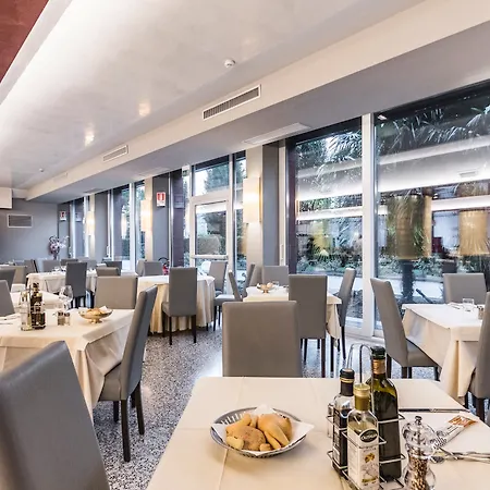 Antony - Venice Airport Hotel
